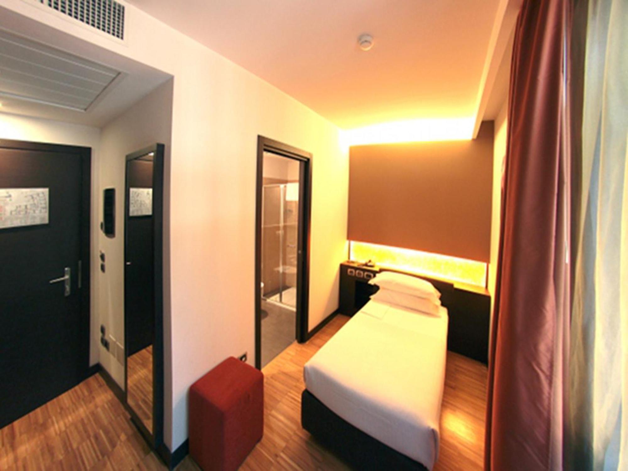 Postumia Hotel Design Одерцо Номер фото